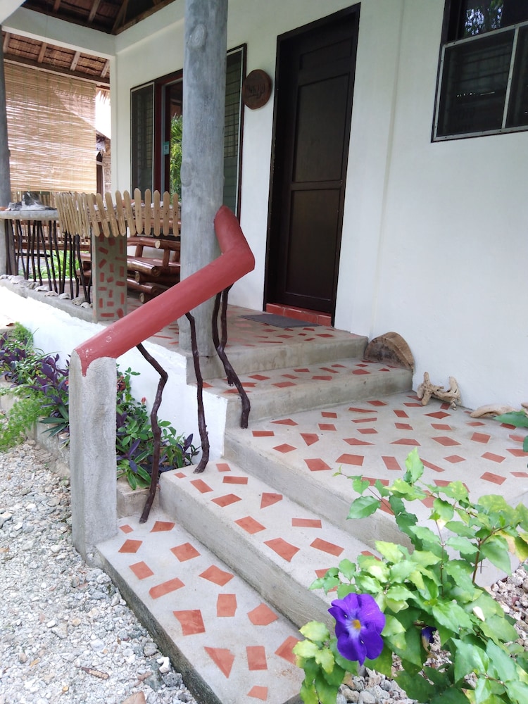 Hambilica Ecolodge in San Juan, Philippines