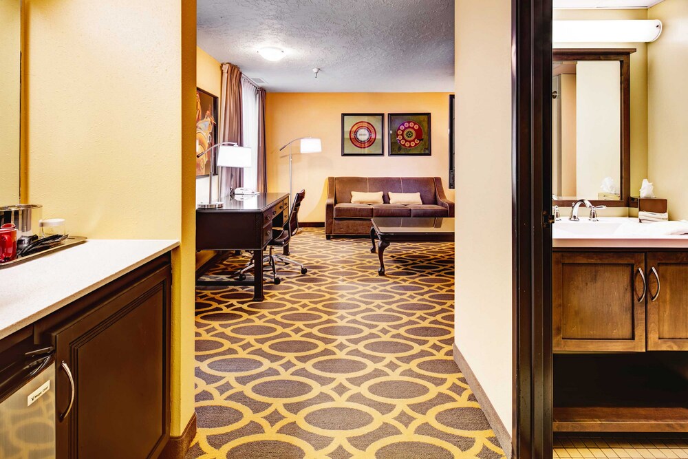 Bigelow Hotel and Residences Ascend Hotel Collection - photo 58