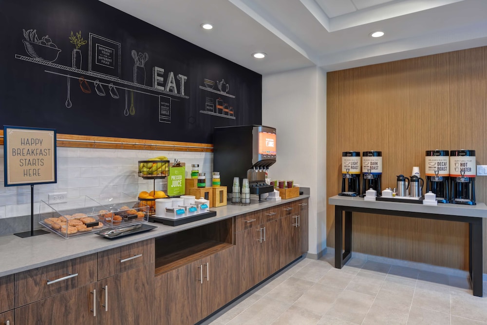 Hampton Inn & Suites Tampa Riverview Brandon - photo 37