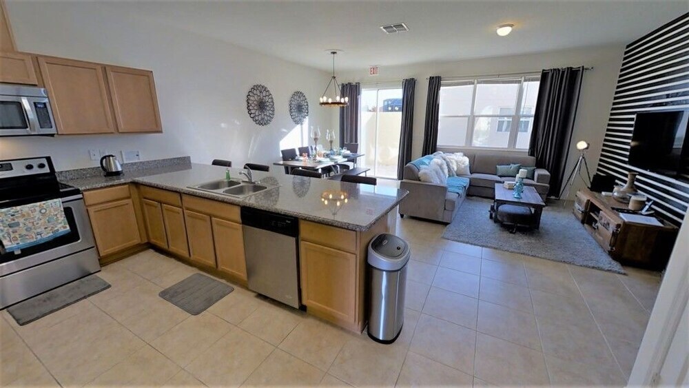 Compass Bay Resort 4 Bedroom Vacation Townhome - photo 10