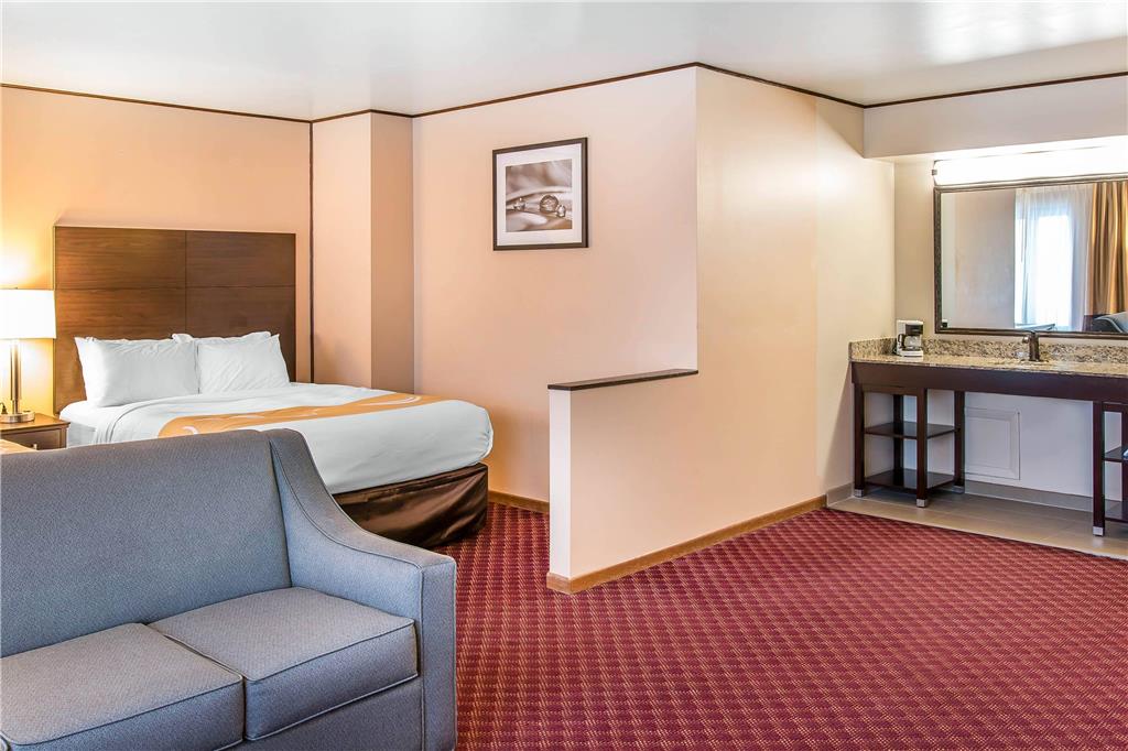 Quality Inn & Suites Houghton Downtown - photo 18