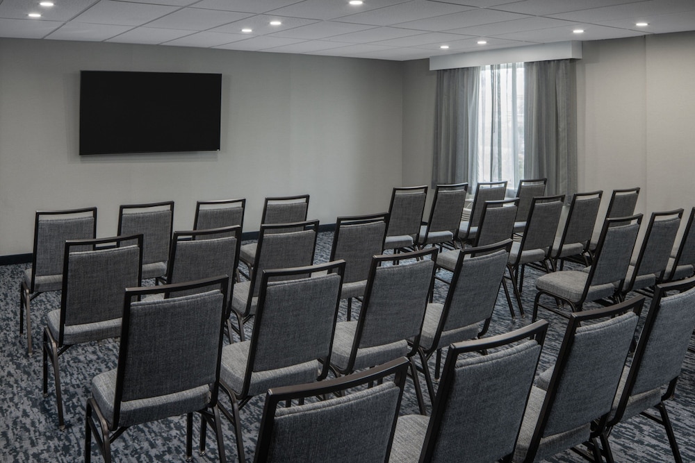 Fairfield Inn & Suites by Marriott Ft. Myers Cape Coral - photo 24