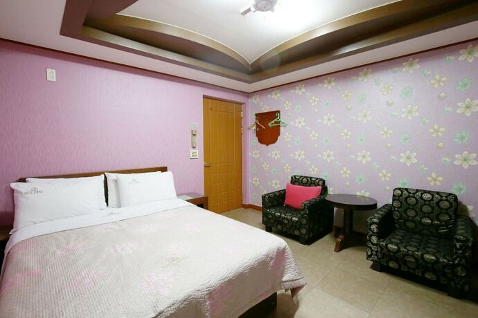 Chungju Oasis in Waegwan, South Korea