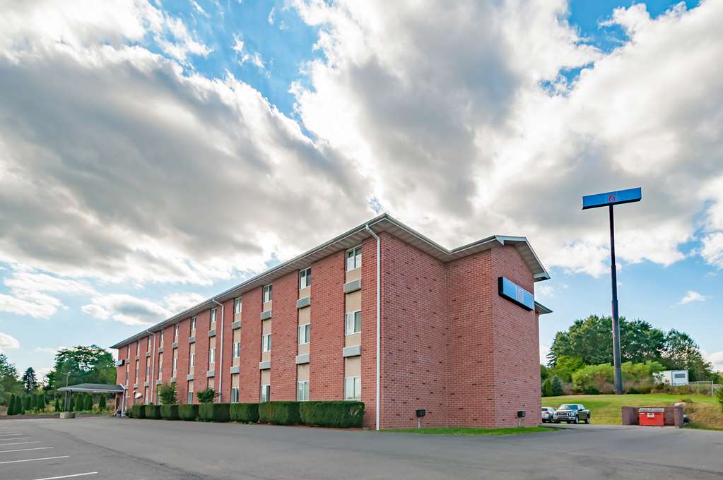Motel 6 Drums PA - photo 9
