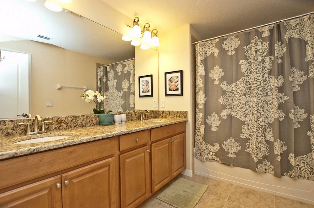 Beautiful Waterfront Townhome Wsplashpool 3024 - photo 21
