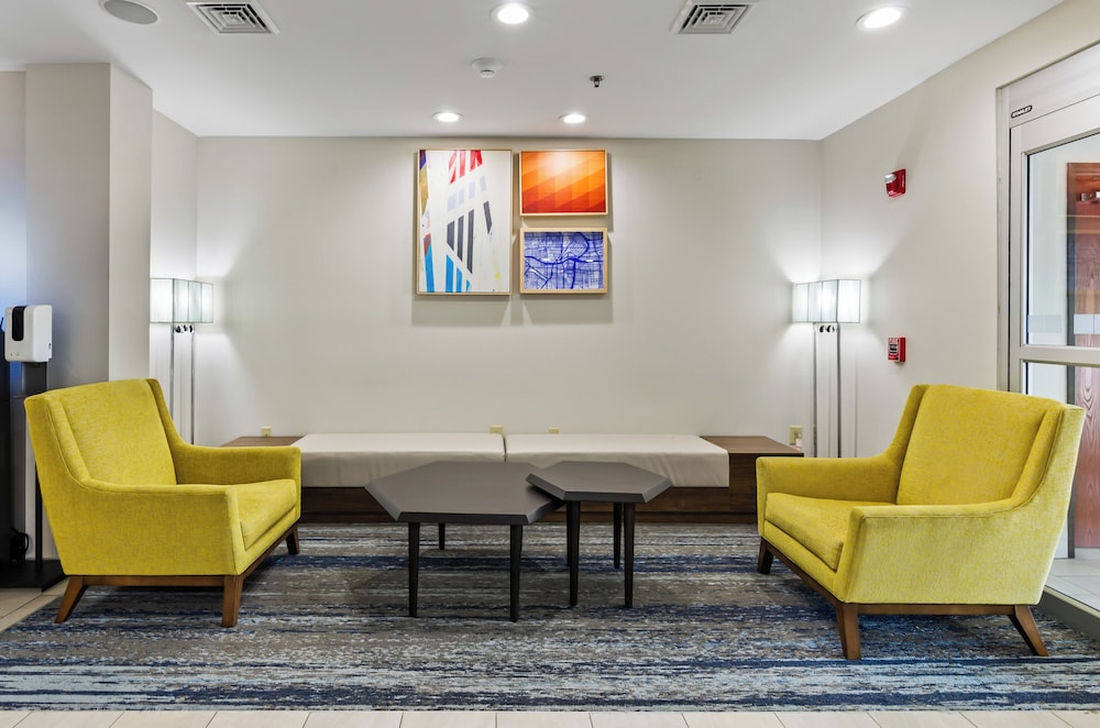 Holiday Inn Express and Suites Wytheville by IHG - photo 77