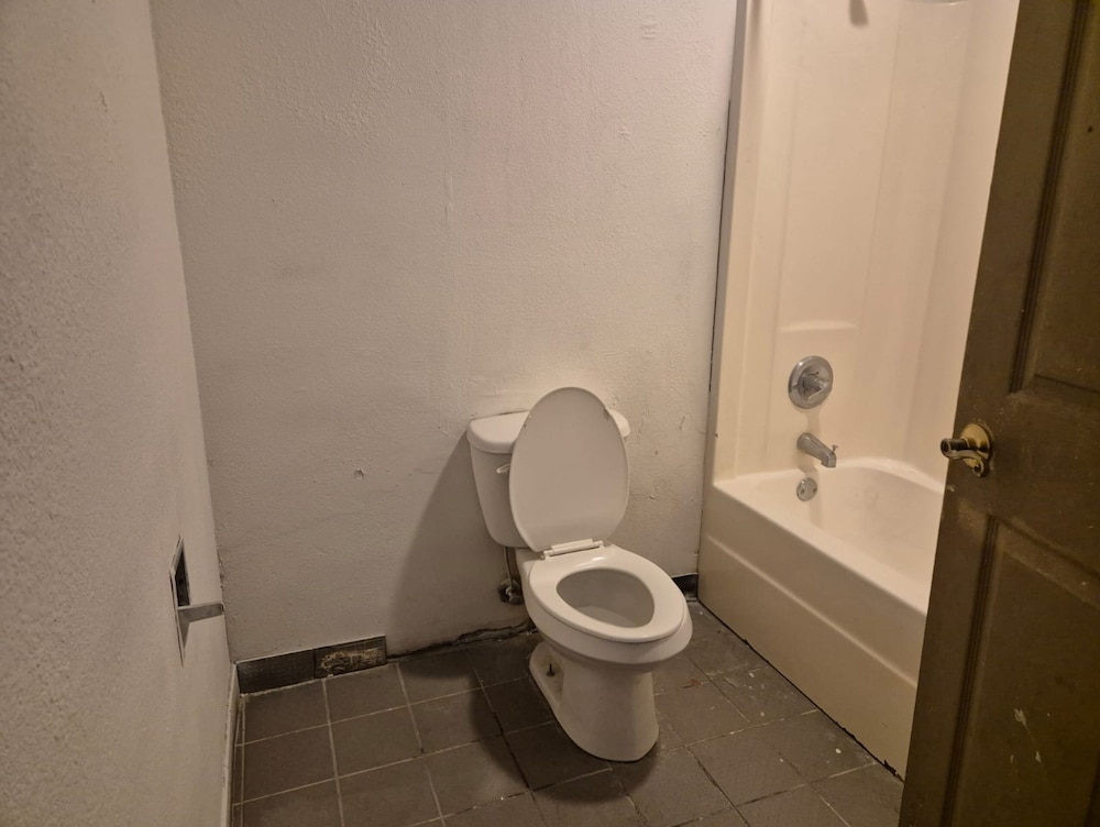 Oyo Hotel Vienna I 75 - photo 15