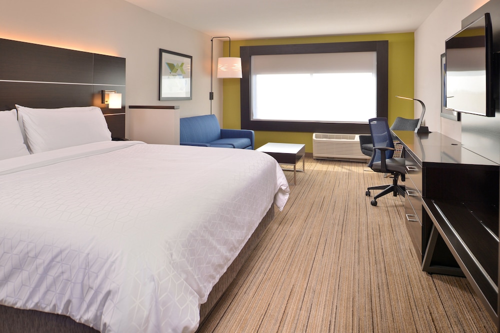Holiday Inn Express & Suites Olathe West by IHG - photo 10