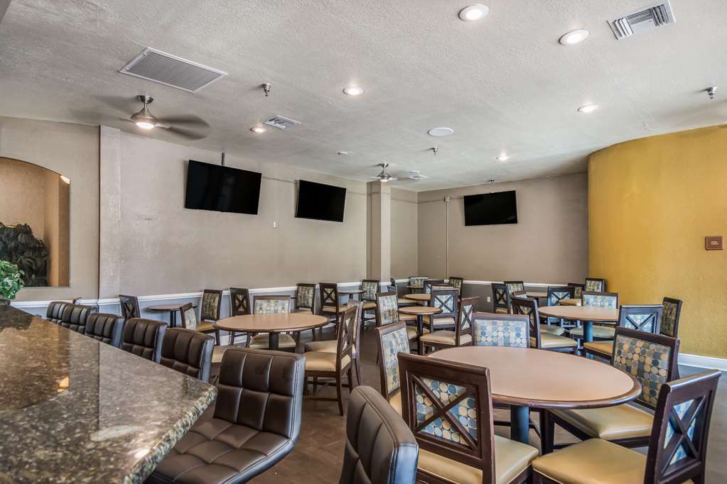 Clarion Inn & Suites Central Clearwater Beach - photo 77