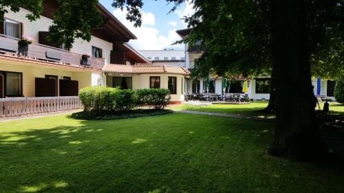 Hotel Büchner Garni — hotel in Bad Koenig