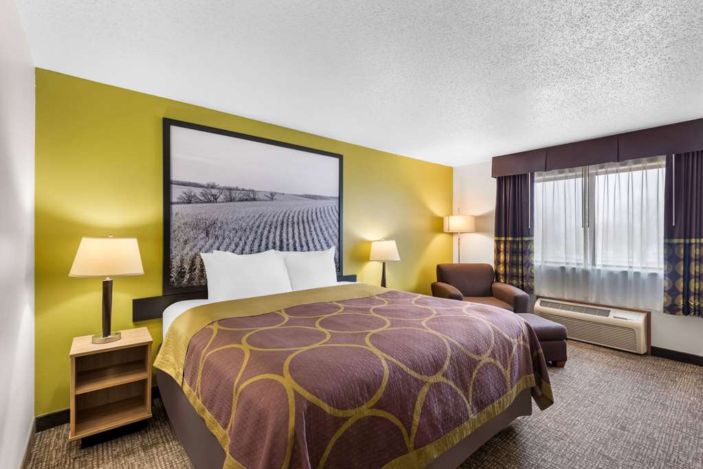 Super 8 by Wyndham Oelwein - photo 18