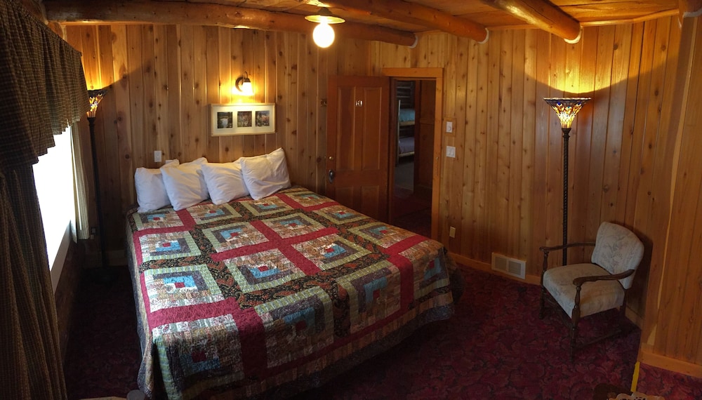 The Historic Madison Hotel Motel - photo 13