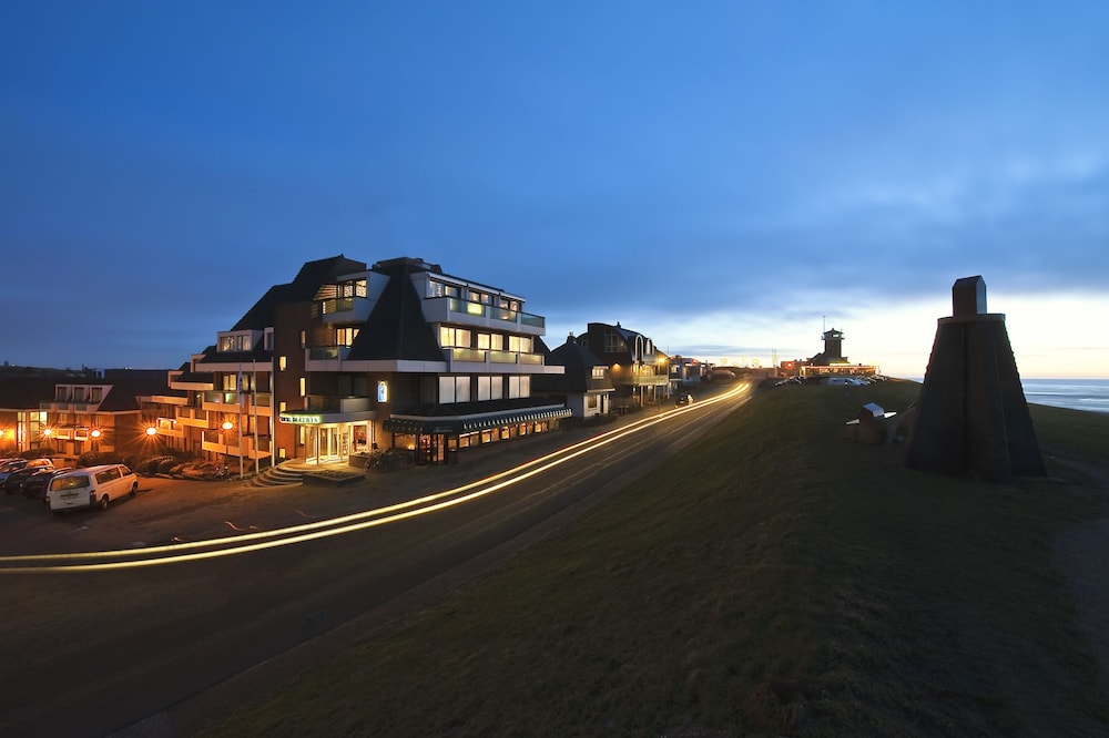 Grand Hotel Beatrix — Den Helder — photo 2