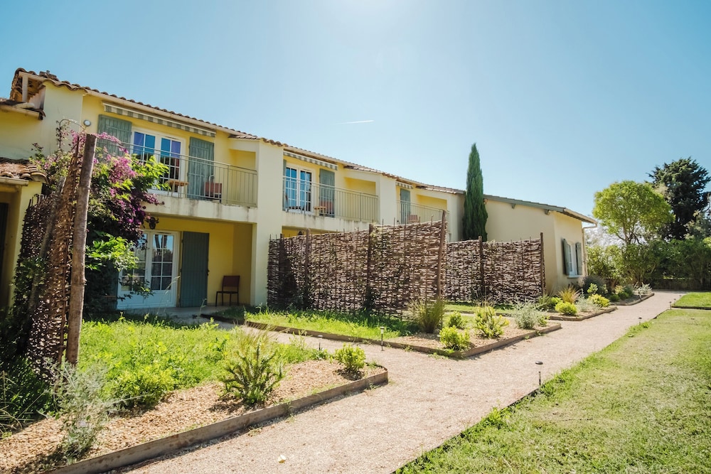 Hôtel des Granges in Arles, France