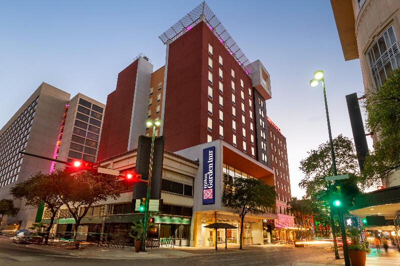 Hilton Garden Inn San Antonio Downtown Riverwalk — 4-Star Luxury Hotel in San Antonio, United States