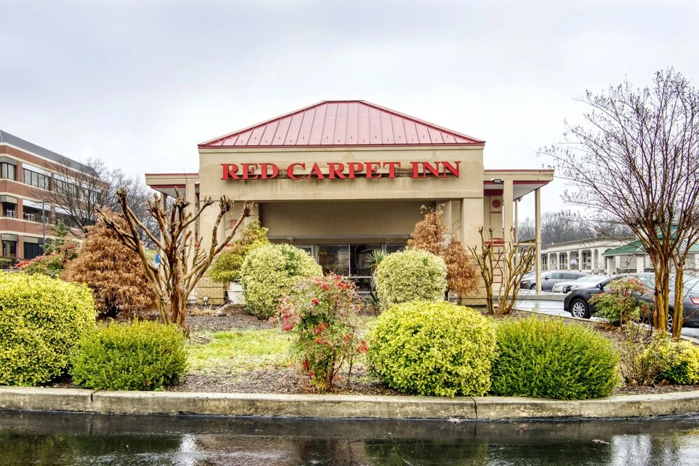 Red Carpet Inn Takoma Park — Washington D C