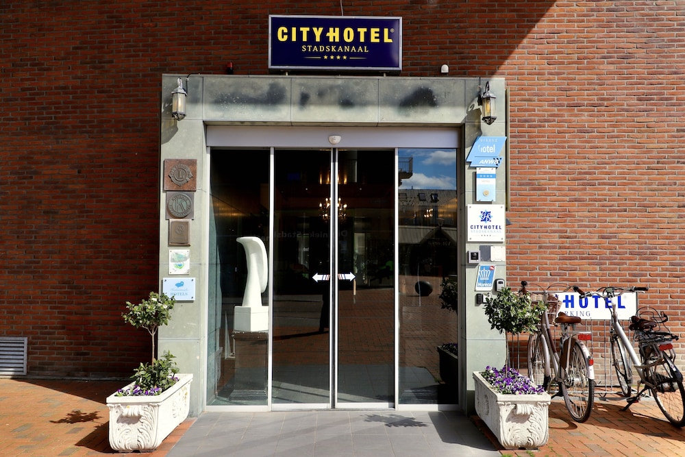 City Hotel Stadskanaal — 4-Star Luxury Hotel in Stadskanaal, Netherlands