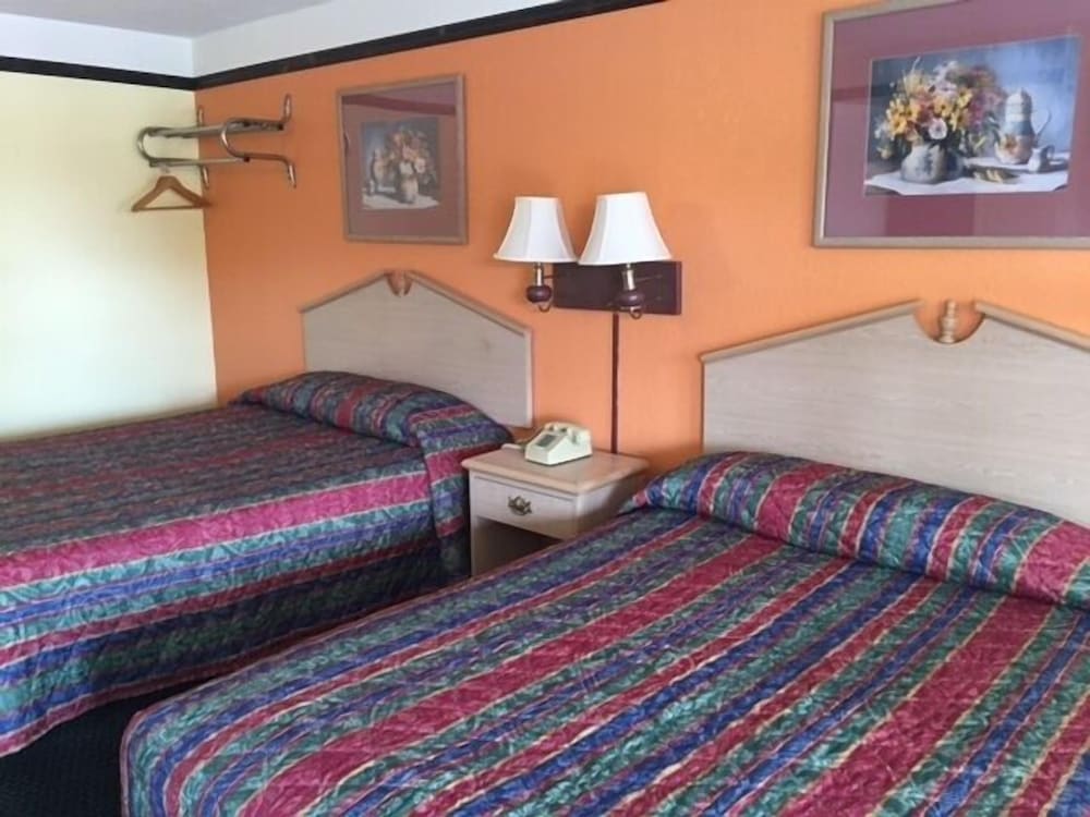Tower Motel - photo 7