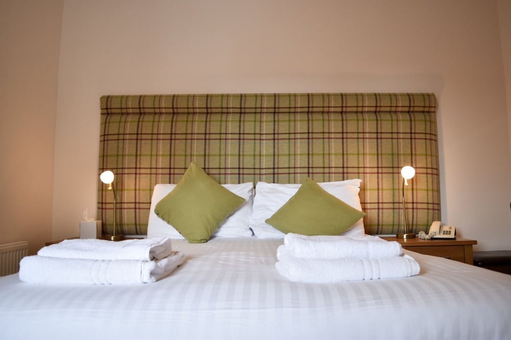 Lord Crewe Hotel — 4-Star Luxury Hotel in Bamburgh, United Kingdom