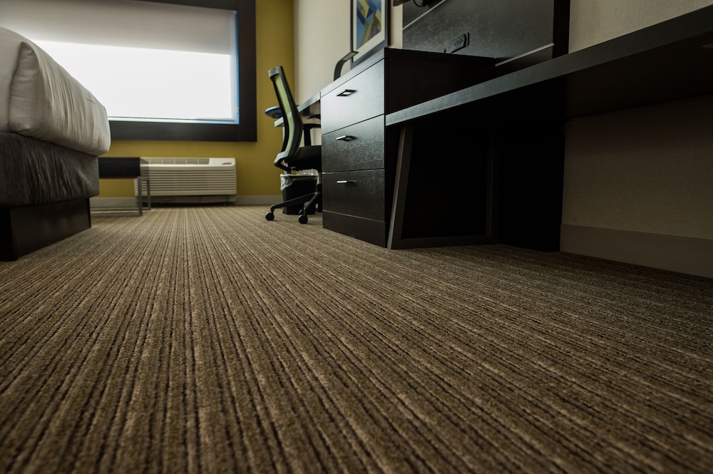 Holiday Inn Express & Suites Marietta by IHG - photo 5