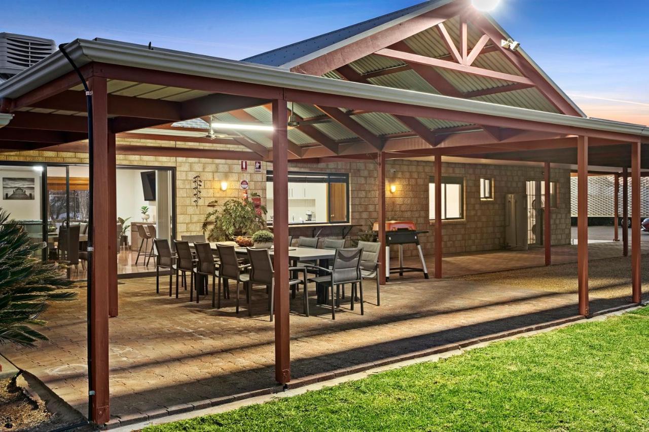 The Shamrock Luxury Retreat — Paringa