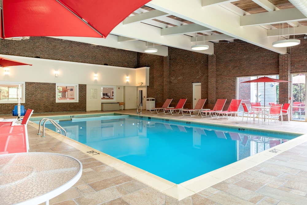 White River Inn and Suites - photo 44