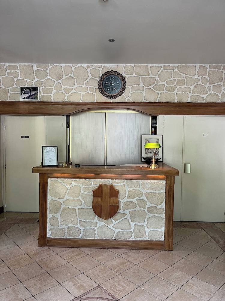 Le Savoy Hotel — Le Bourget-Du-Lac — photo 2