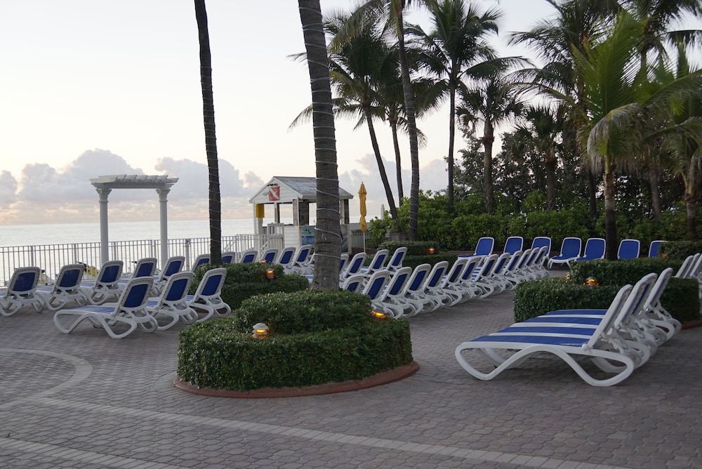 Ocean Sky Hotel and Resort - photo 75
