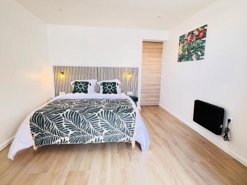 L’enclos du volcan in Unknown City, Réunion