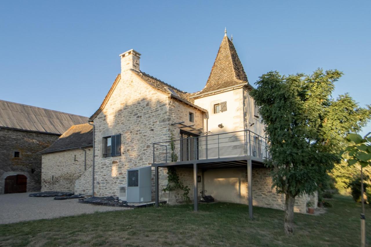La Maison de Louise — 4-Star Luxury Hotel in Colombies, France