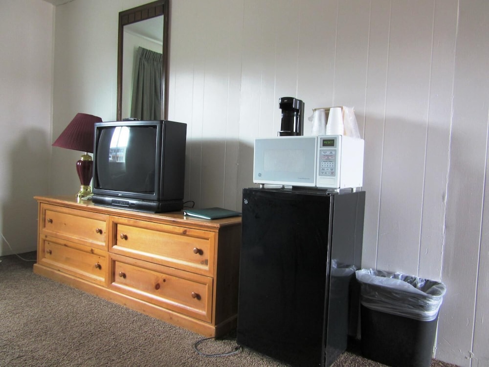 Yellowstone Country Inn - photo 17