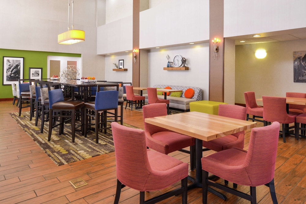 Hampton Inn & Suites Wilmington - photo 58