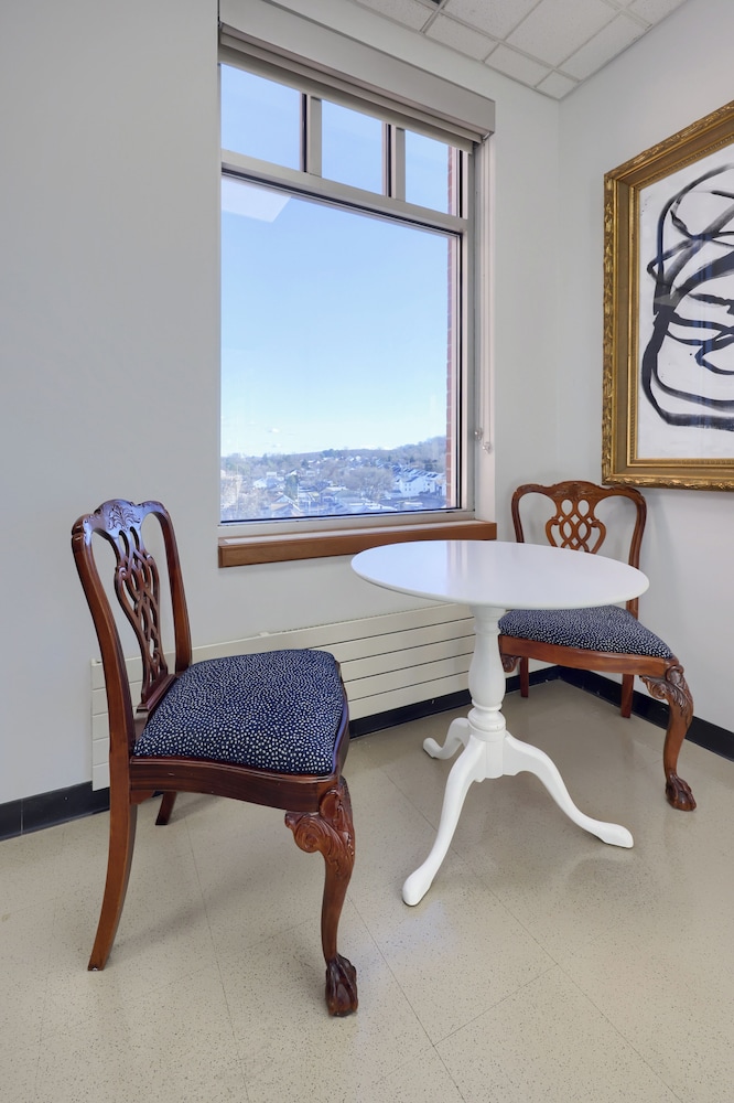 The Executive Suites and Venue - photo 42