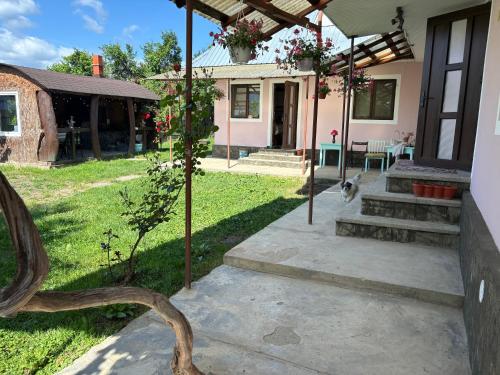 Căsuța de Sub Deal - last minute hotel in Lunca