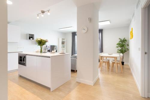 Seafront Duna Beach Luxury Apartment — 4-Star Luxury Hotel in Torrox, Spain