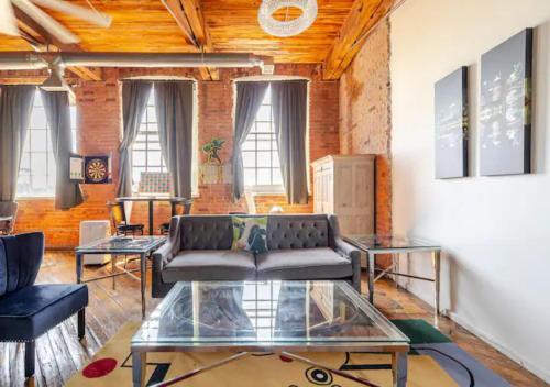 Detroit Riverview Loft — 4-Star Luxury Hotel in Detroit, United States