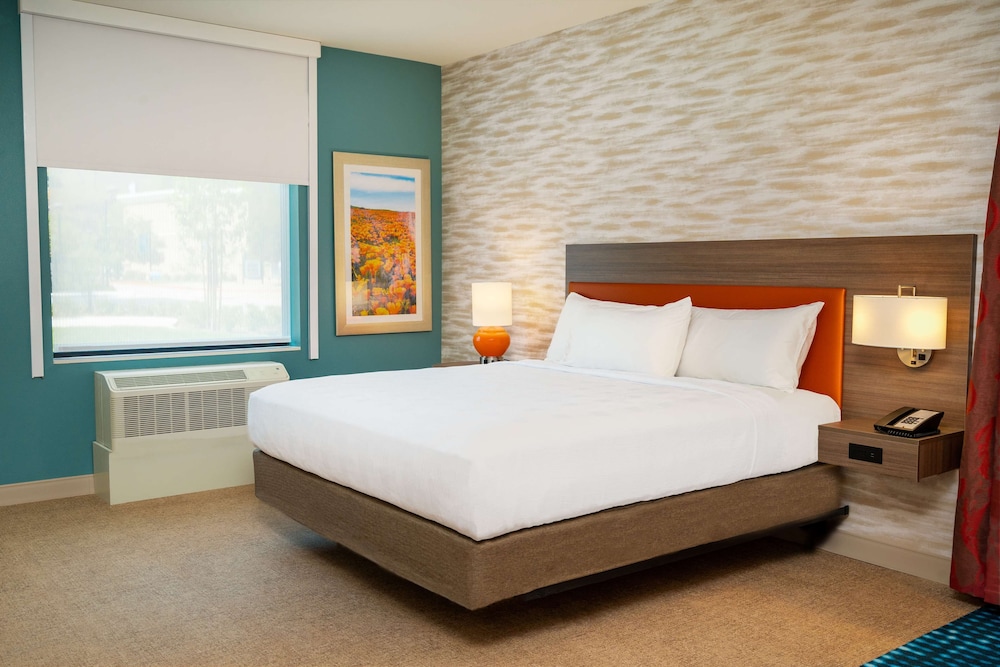 Home2 Suites by Hilton Corona - photo 15