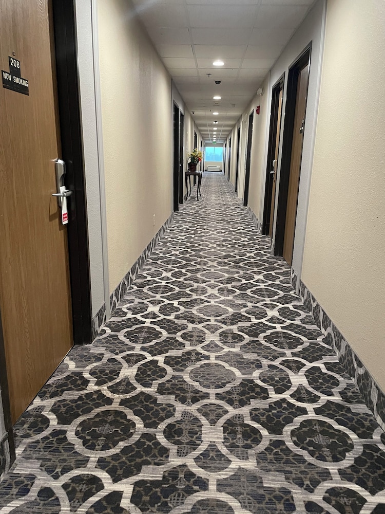 Super 8 Dixon UC Davis