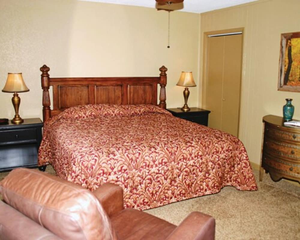 Fontana Village Resort - photo 3