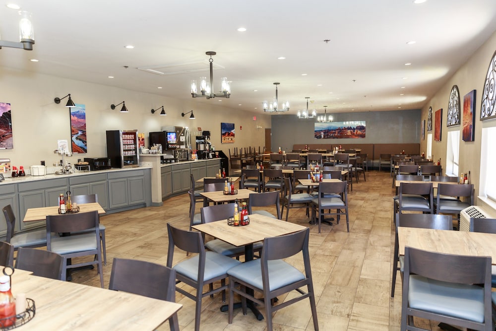 Aarchway Inn - photo 41