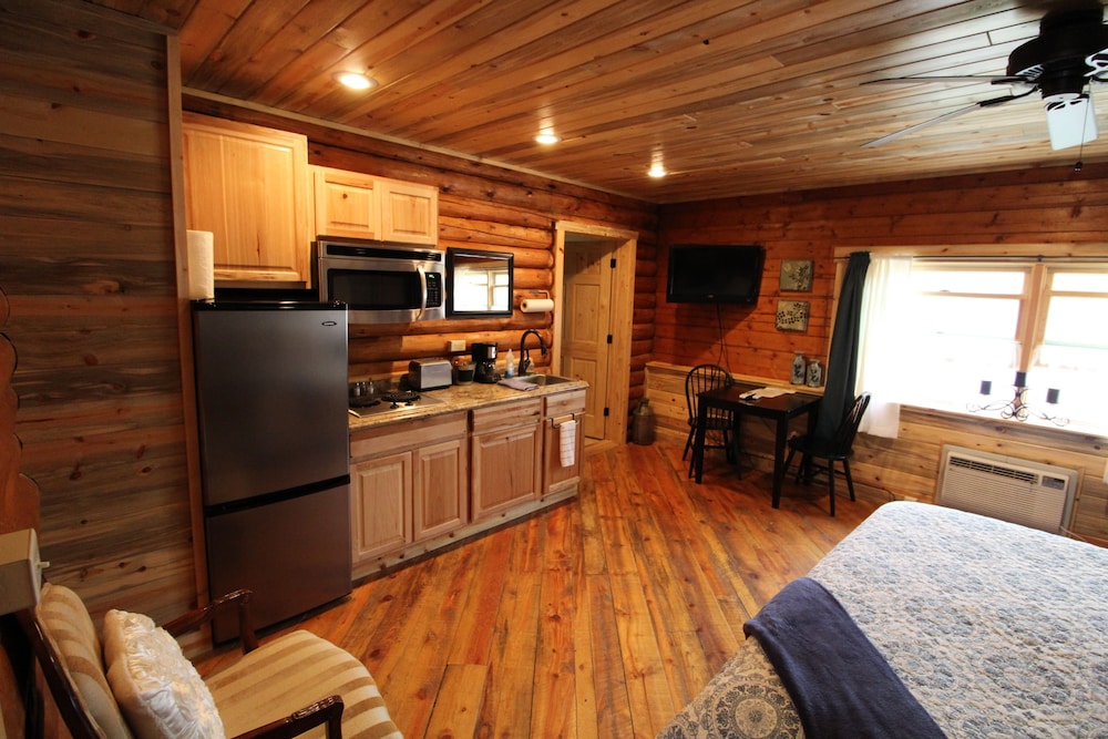 The Historic Wapiti Lodge - photo 149