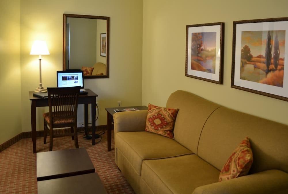 Euro Suites Hotel — Morgantown