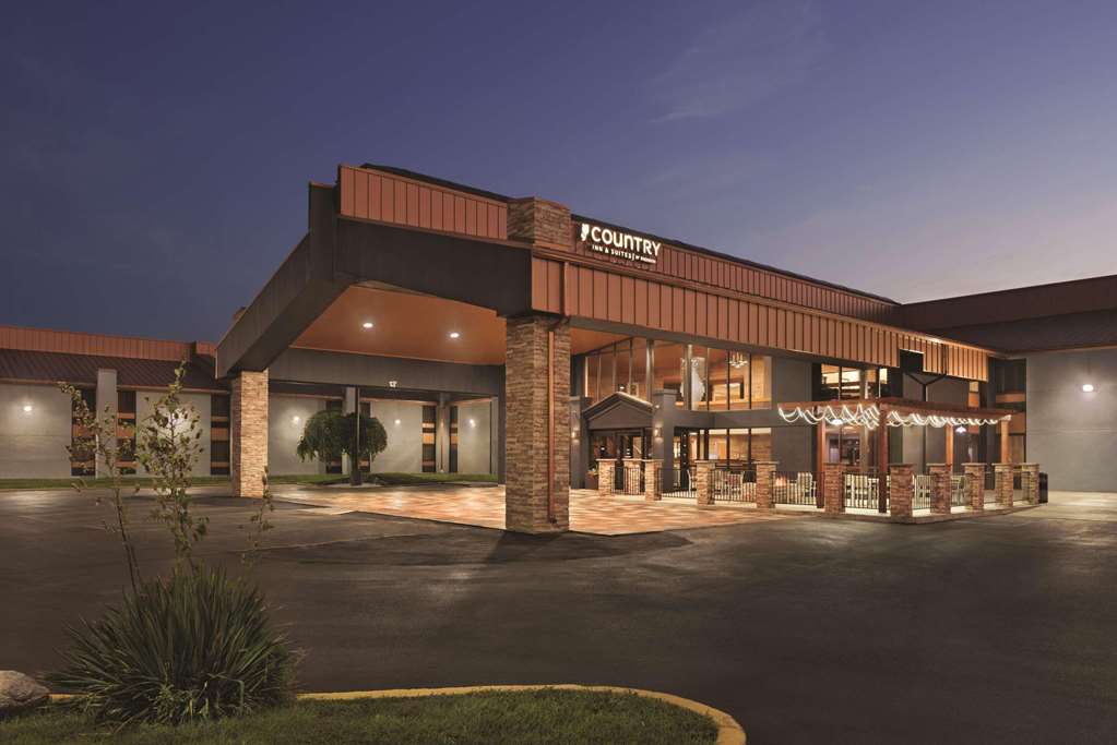 Country Inn & Suites by Radisson Indianapolis East - featured photo