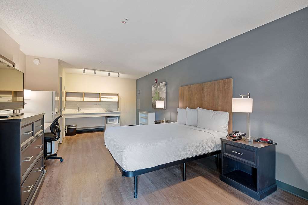 Extended Stay America Suites Miami Airport Blue Lagoon - photo 8