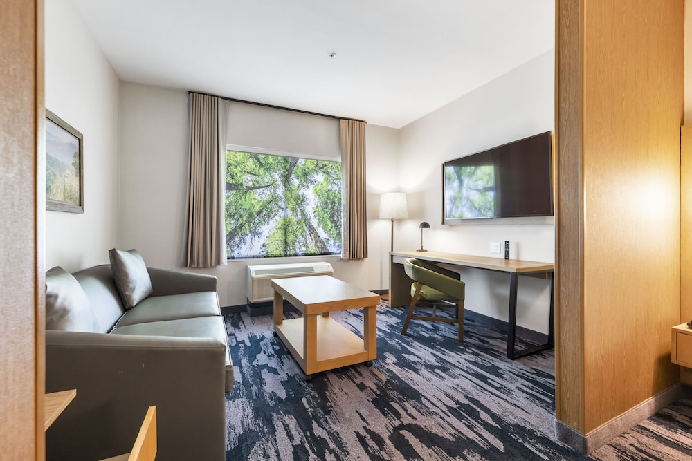 Fairfield by Marriott Inn & Suites San Francisco Airport Oyster Point Area - photo 9