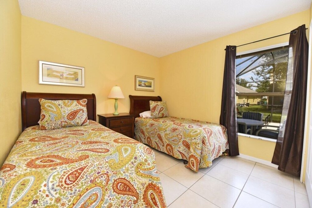 Emerald Island Resort 2676aeid 5 Bedroom Home - photo 4