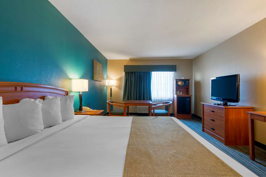 Best Western Governors Inn & Suites - photo 14