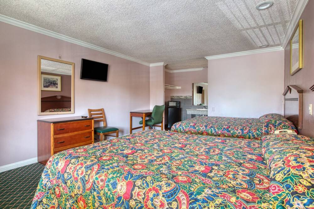 Hotel Whittier CA I 605 - photo 16