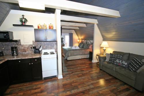 Snuggle Inn - photo 11