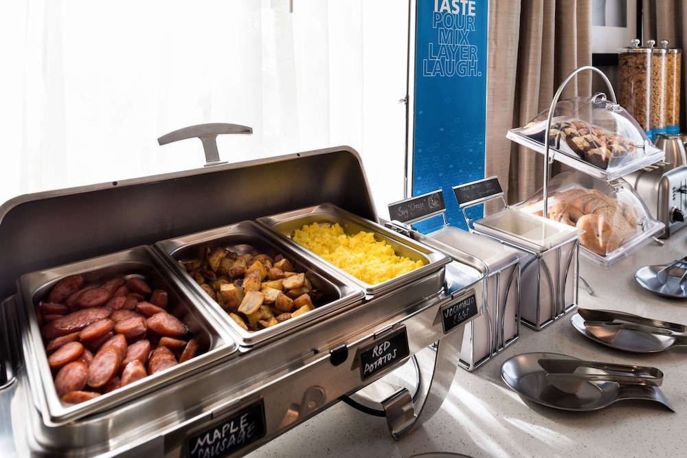Hampton Inn Los AngelesWest Covina - photo 41